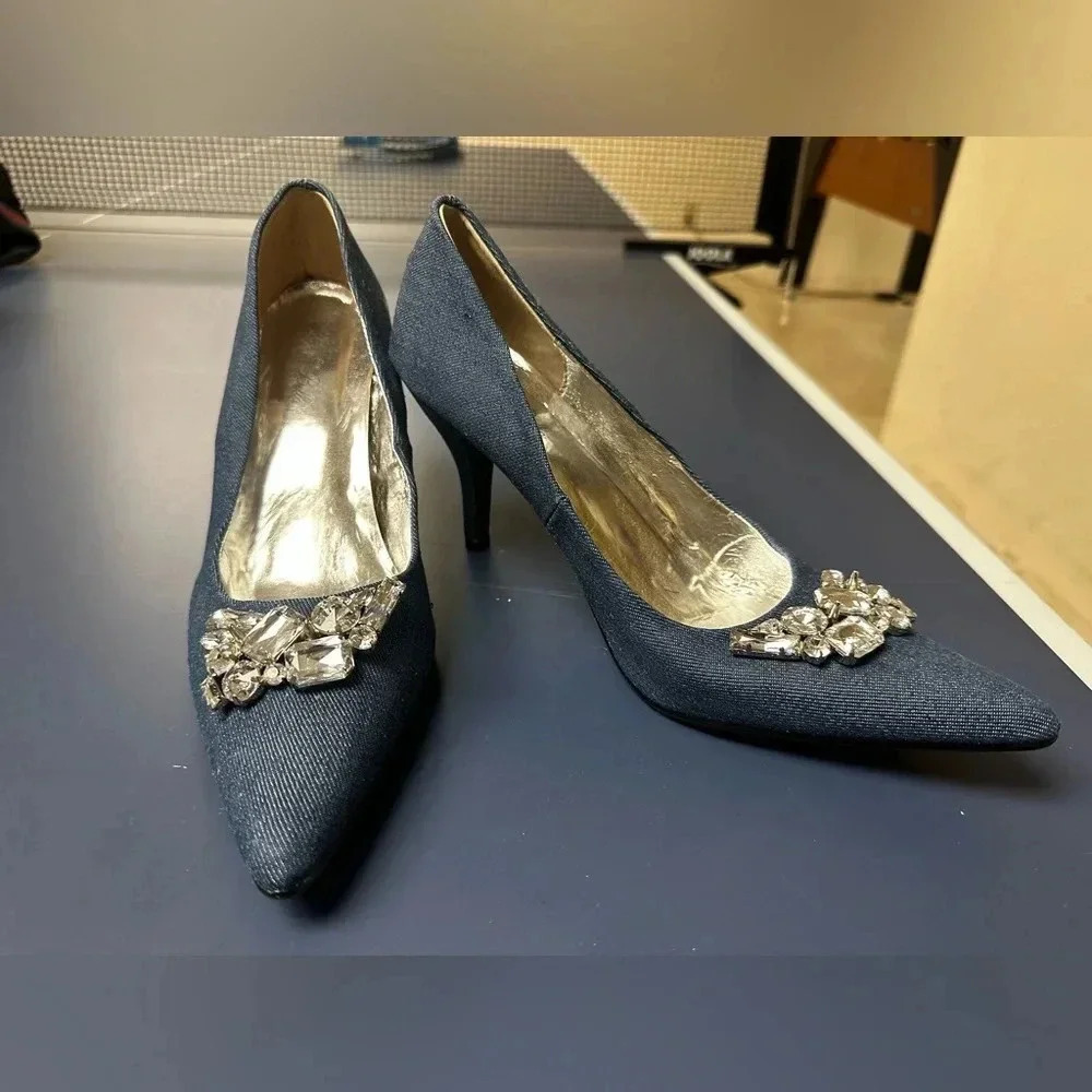 Women’s Jean Design Heel with Diamond design (8.5)